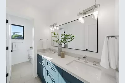 1908 Devereux Dr, Burlingame, CA 94010 - Photo 25