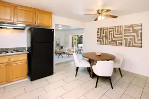 425 Queens Ct, Campbell, CA 95008 - Photo 11