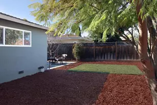 425 Queens Ct, Campbell, CA 95008 - Photo 29