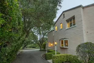 19605 Glen Una Dr, Saratoga, CA 95070 - Photo 13