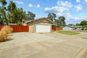 401 Arnold Dr, Gilroy, CA 95020 - Photo 3