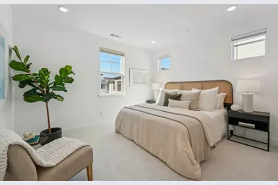 1015 Abruzzo Ln 1, San Jose, CA 95131 - Photo 15