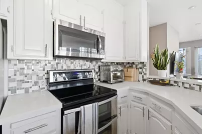 1111 Bay St 307, San Francisco, CA 94123 - Photo 23