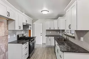 19150 Brookhaven Dr, Saratoga, CA 95070 - Photo 17