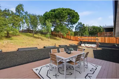 2478 Oakes Dr, Hayward, CA 94542 - Photo 27