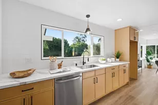 2478 Oakes Dr, Hayward, CA 94542 - Photo 5