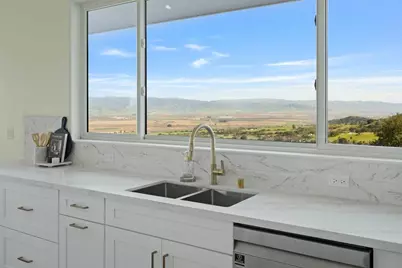 228 Pine Canyon Rd, Salinas, CA 93908 - Photo 23