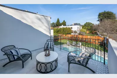 150 Clark Dr, San Mateo, CA 94402 - Photo 29