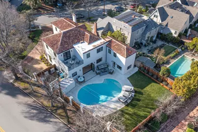 150 Clark Dr, San Mateo, CA 94402 - Photo 1