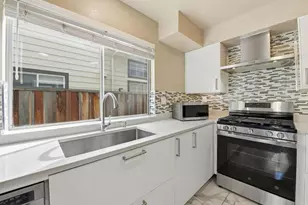 29026 Hillview St, Hayward, CA 94544 - Photo 13