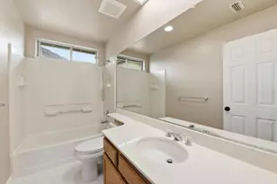 29026 Hillview St, Hayward, CA 94544 - Photo 31