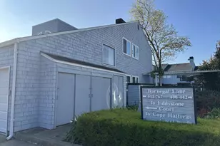 446 Barnegat Ln, Redwood City, CA 94065 - Photo 3