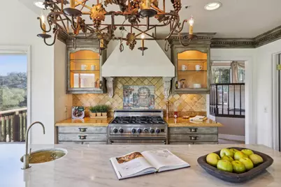 17864 Holiday Dr, Morgan Hill, CA 95037 - Photo 13