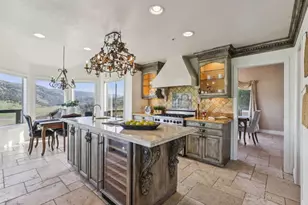 17864 Holiday Dr, Morgan Hill, CA 95037 - Photo 15