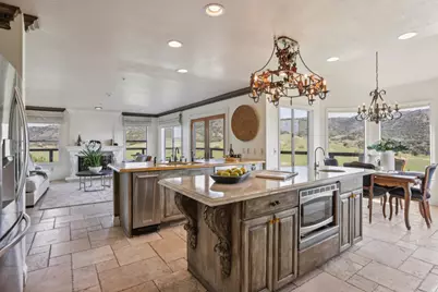 17864 Holiday Dr, Morgan Hill, CA 95037 - Photo 11