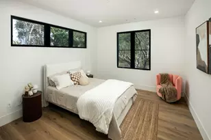 1866 Valparaiso Ave, Menlo Park, CA 94025 - Photo 17