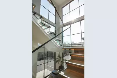 1866 Valparaiso Ave, Menlo Park, CA 94025 - Photo 3