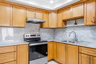 1127 Spiro Dr, San Jose, CA 95116 - Photo 11