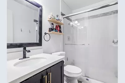 1127 Spiro Dr, San Jose, CA 95116 - Photo 15