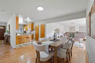 4792 Englewood Dr, San Jose, CA 95129 - Photo 9