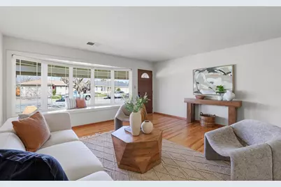 4792 Englewood Dr, San Jose, CA 95129 - Photo 3