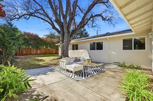 4792 Englewood Dr, San Jose, CA 95129 - Photo 27