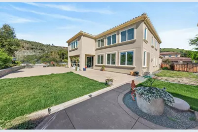 18675 Corte Paterna, Morgan Hill, CA 95037 - Photo 45