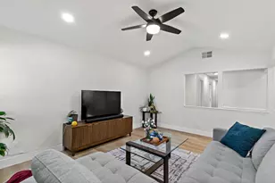 1315 Kelly Park Cir, Morgan Hill, CA 95037 - Photo 13