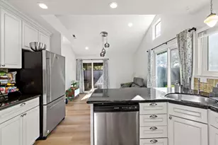 1315 Kelly Park Cir, Morgan Hill, CA 95037 - Photo 23