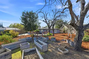 18597 Paseo Pueblo, Saratoga, CA 95070 - Photo 33