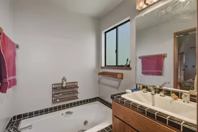 917 Holly Rd, Belmont, CA 94002 - Photo 73