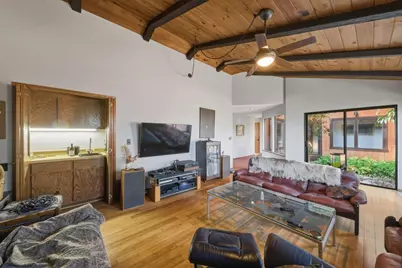 917 Holly Rd, Belmont, CA 94002 - Photo 23