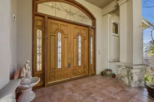 6357 Fairlane Dr, Oakland, CA 94611 - Photo 3