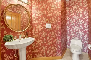 6357 Fairlane Dr, Oakland, CA 94611 - Photo 45