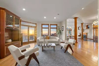 6357 Fairlane Dr, Oakland, CA 94611 - Photo 23