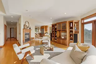 6357 Fairlane Dr, Oakland, CA 94611 - Photo 27