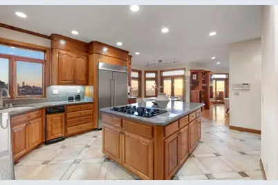 6357 Fairlane Dr, Oakland, CA 94611 - Photo 37