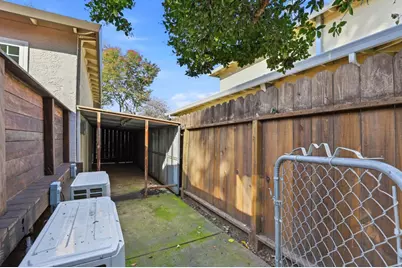 750 W 9th St, Gilroy, CA 95020 - Photo 37