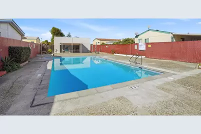 2053 E Bayshore Rd 55, Redwood City, CA 94063 - Photo 25