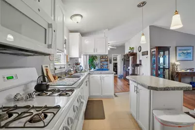 2053 E Bayshore Rd 55, Redwood City, CA 94063 - Photo 7