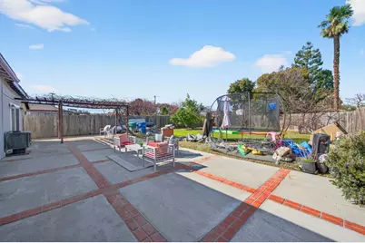 1131 Bishop Ave, Hayward, CA 94544 - Photo 39