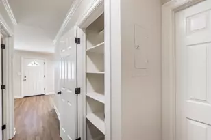 1560 Albatross Dr, Sunnyvale, CA 94087 - Photo 5