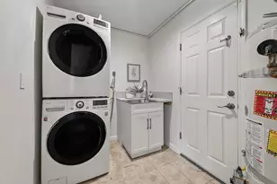 1276 Nancarrow Way, San Jose, CA 95120 - Photo 23