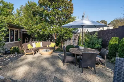 812 Newhall Rd, Burlingame, CA 94010 - Photo 31