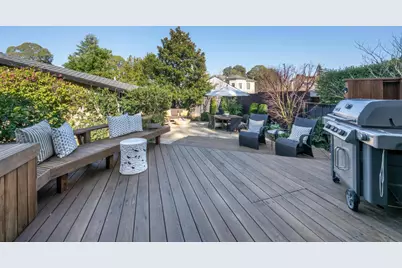 812 Newhall Rd, Burlingame, CA 94010 - Photo 29