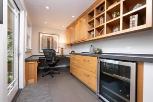 812 Newhall Rd, Burlingame, CA 94010 - Photo 25