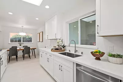 841 Brentwood Dr, San Jose, CA 95129 - Photo 13