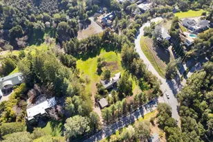 27600 Altamont Rd, Los Altos Hills, CA 94022 - Photo 33