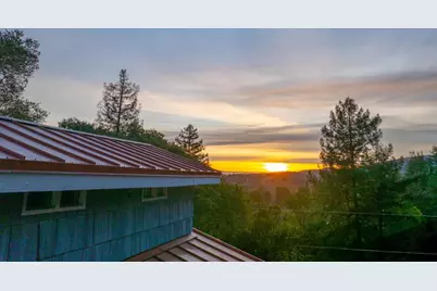 108 Santa Maria Ave, Portola Valley, CA 94028 - Photo 39