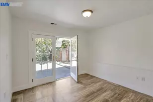 2036 E 20th St, Oakland, CA 94606 - Photo 13